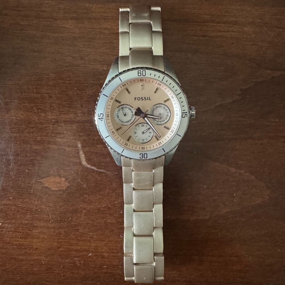 Blush Pink Fossil Watch